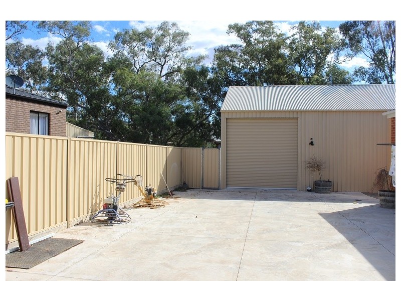 9 Bridle Court, Maiden Gully VIC 3551