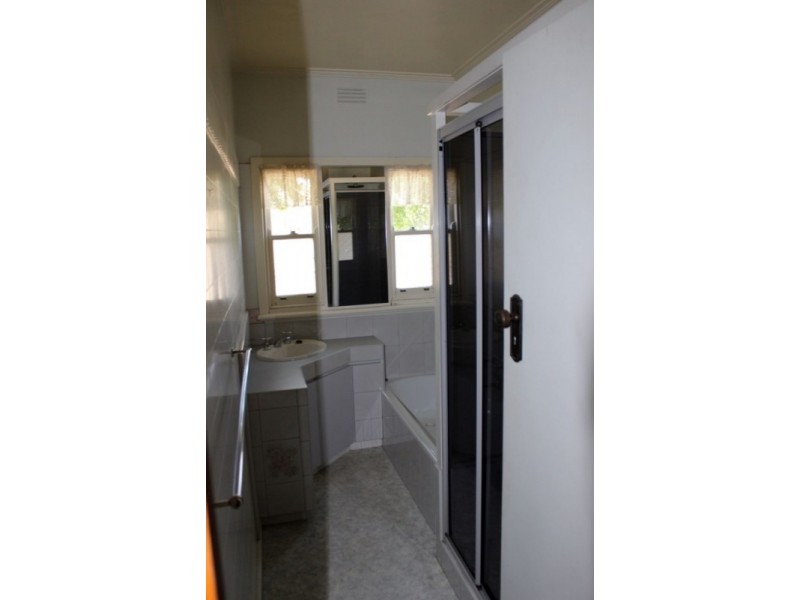 29 Alamein Court, Golden Square VIC 3555