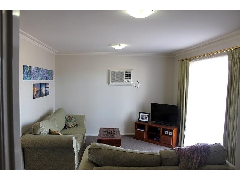 54A Browning Street, Kangaroo Flat VIC 3555