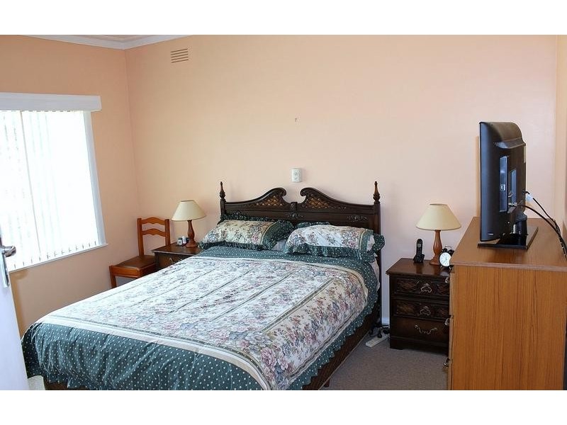 7 Poplar Street, Golden Square VIC 3555