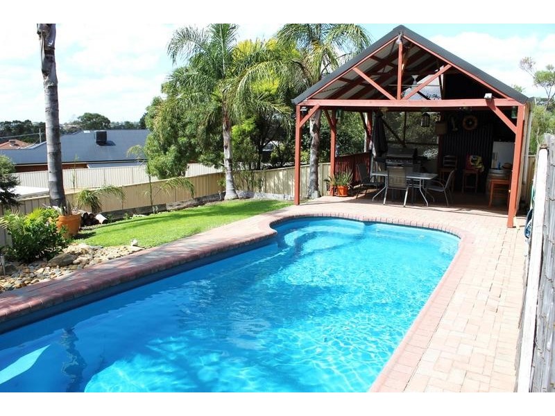 46 Browning Street, Kangaroo Flat VIC 3555