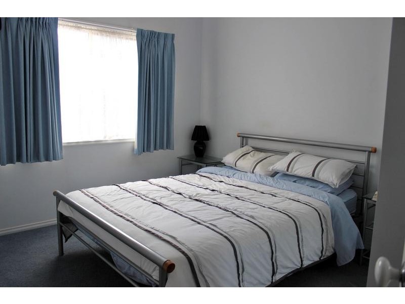 46 Browning Street, Kangaroo Flat VIC 3555