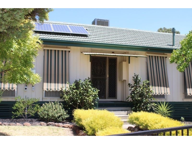 1 Roy Court, California Gully VIC 3556