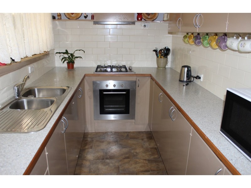 1 Roy Court, California Gully VIC 3556