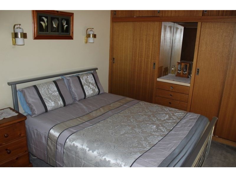 1 Roy Court, California Gully VIC 3556