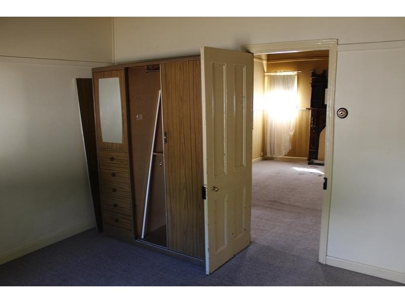 173 High Street, Kangaroo Flat VIC 3555