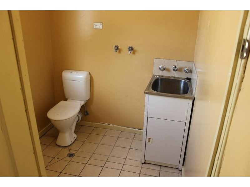 173 High Street, Kangaroo Flat VIC 3555