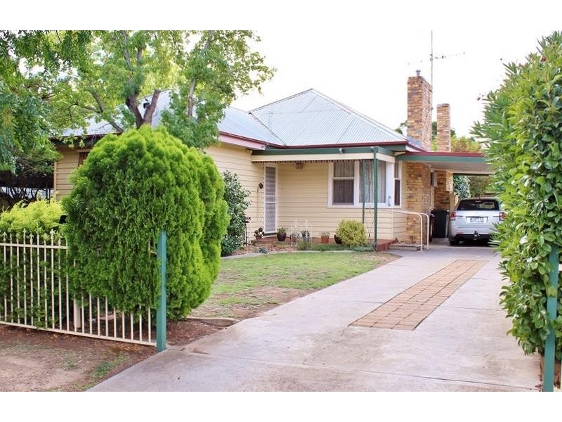 70 Wood Street, California Gully VIC 3556