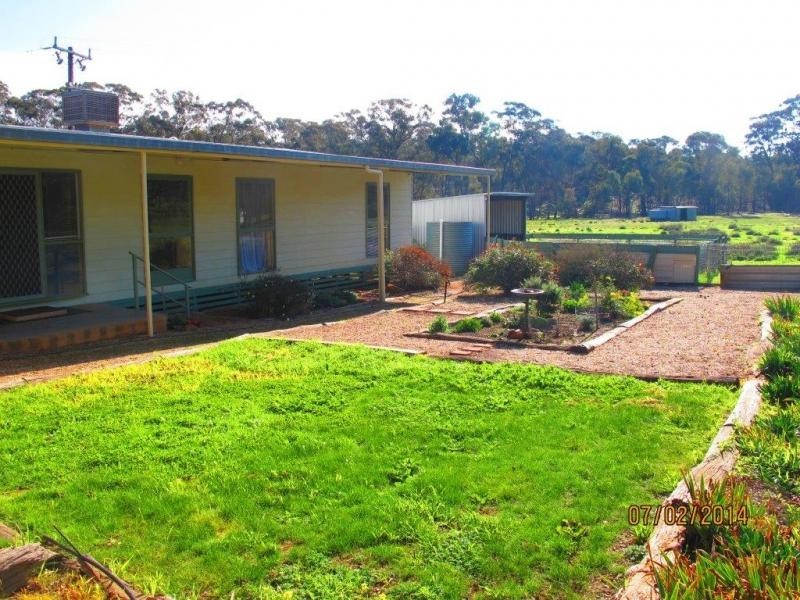 131 Old Boort Road, Wedderburn VIC 3518