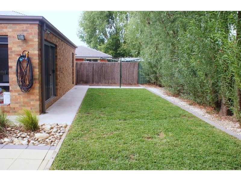 4 Candlewood Drive, Strathfieldsaye VIC 3551