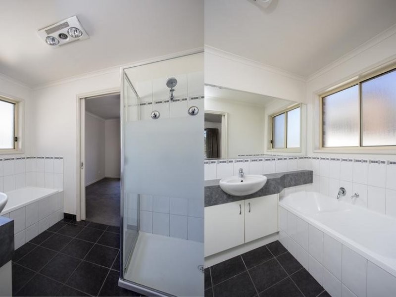 221 B Aspinall Street, Kangaroo Flat VIC 3555