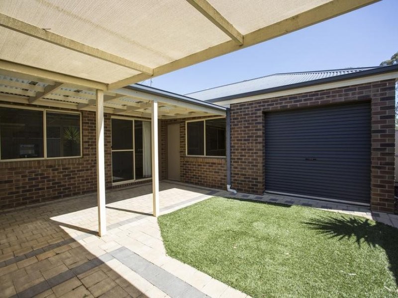 221 B Aspinall Street, Kangaroo Flat VIC 3555