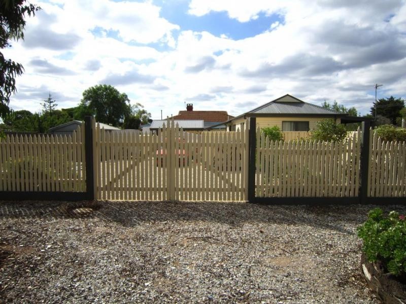 23 Haggar Street, Eaglehawk VIC 3556