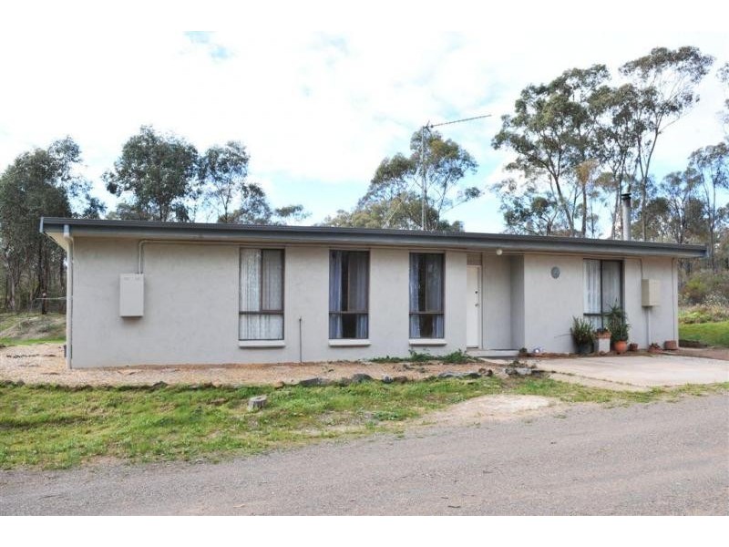 Lockwood Address available on request, Lockwood VIC 3551