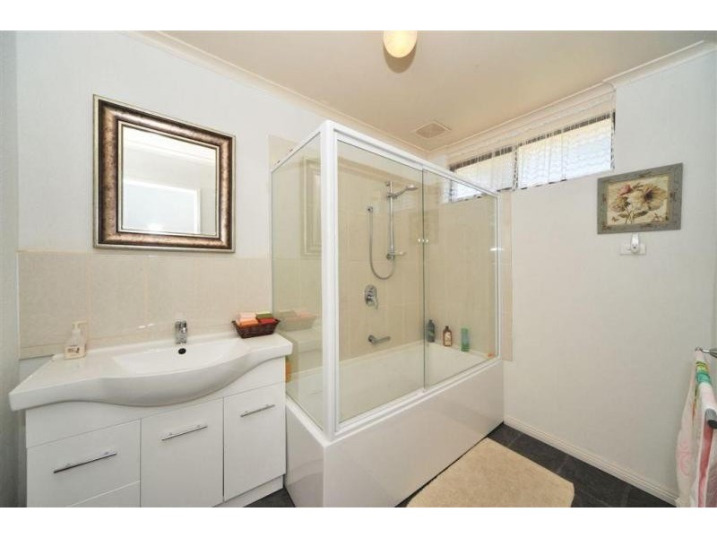 Lockwood Address available on request, Lockwood VIC 3551