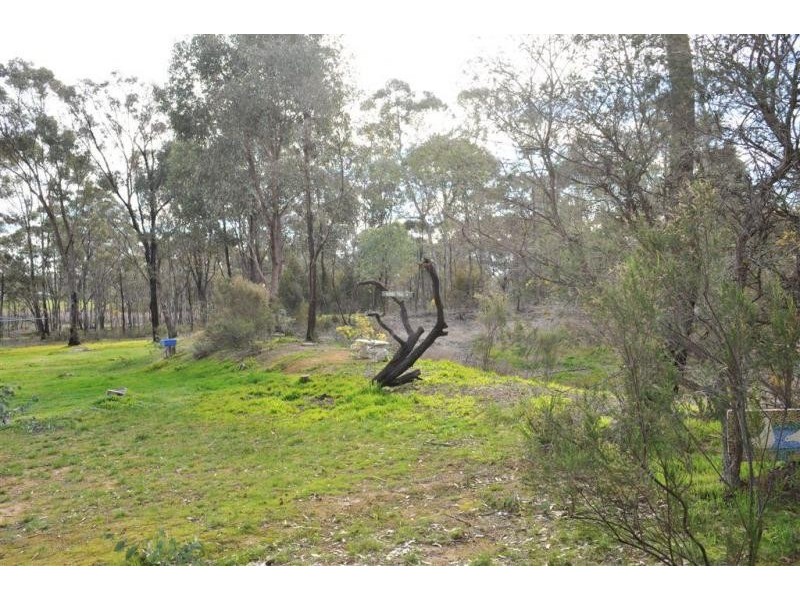 Lockwood Address available on request, Lockwood VIC 3551