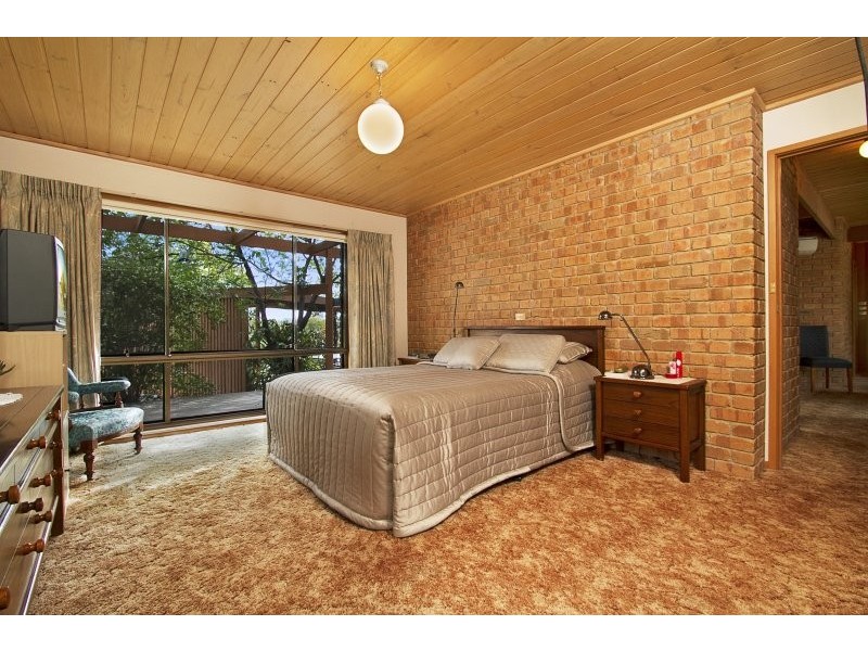 20 Smiths Road, Maiden Gully VIC 3551