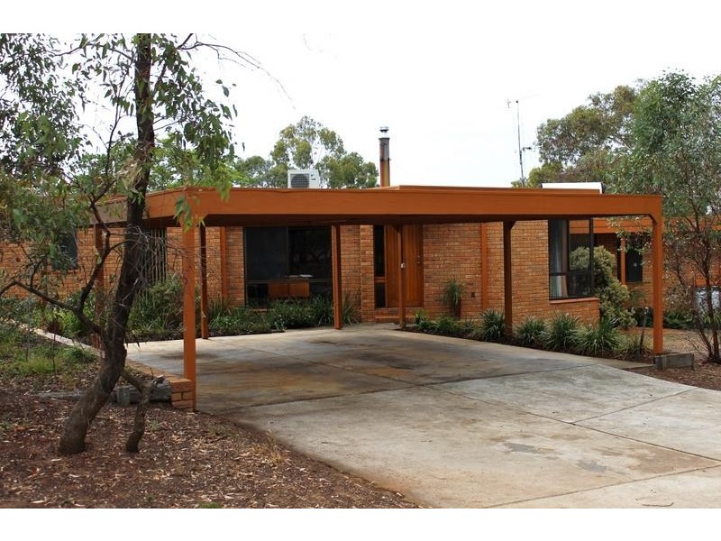 20 Smiths Road, Maiden Gully VIC 3551