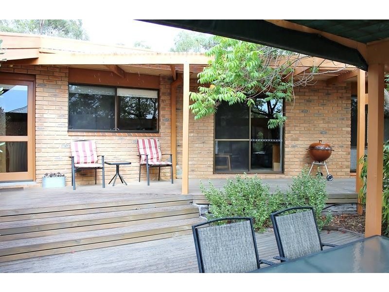 20 Smiths Road, Maiden Gully VIC 3551