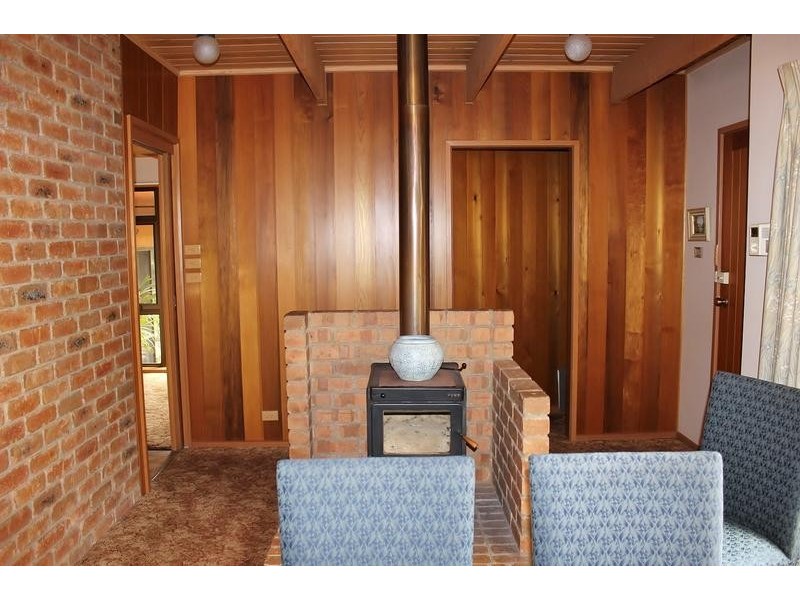 20 Smiths Road, Maiden Gully VIC 3551