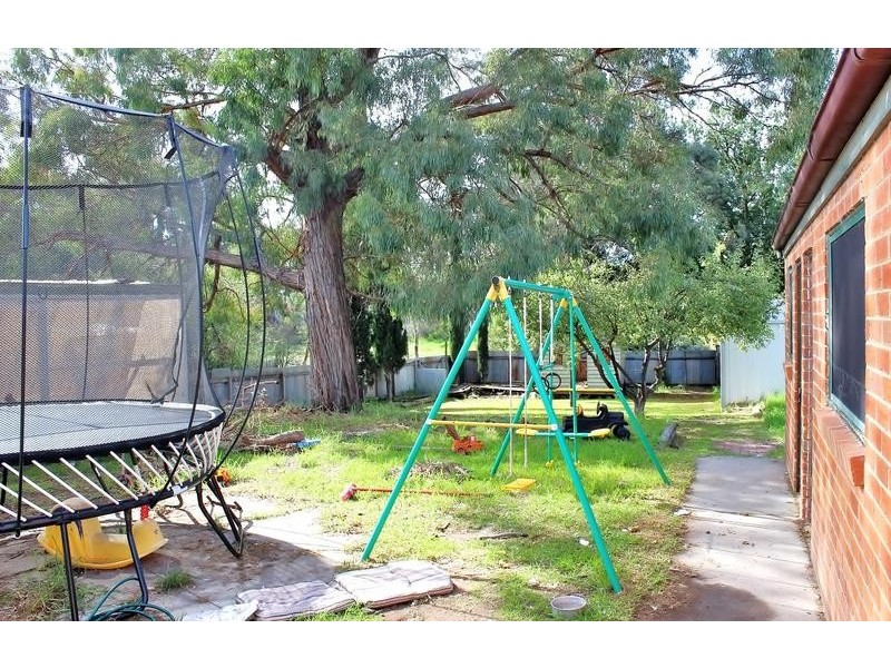 7 MacDougall Road, Golden Square VIC 3555