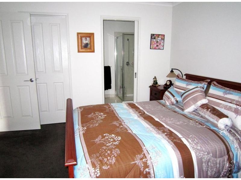 36 Elizabeth Street, Kangaroo Flat VIC 3555