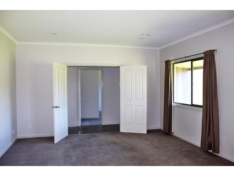 133 High Street, Wedderburn VIC 3518