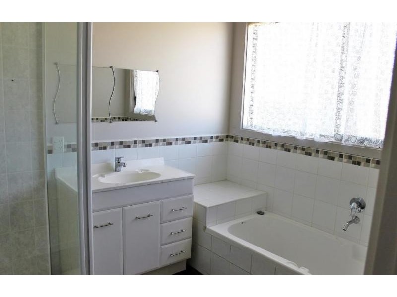 133 High Street, Wedderburn VIC 3518