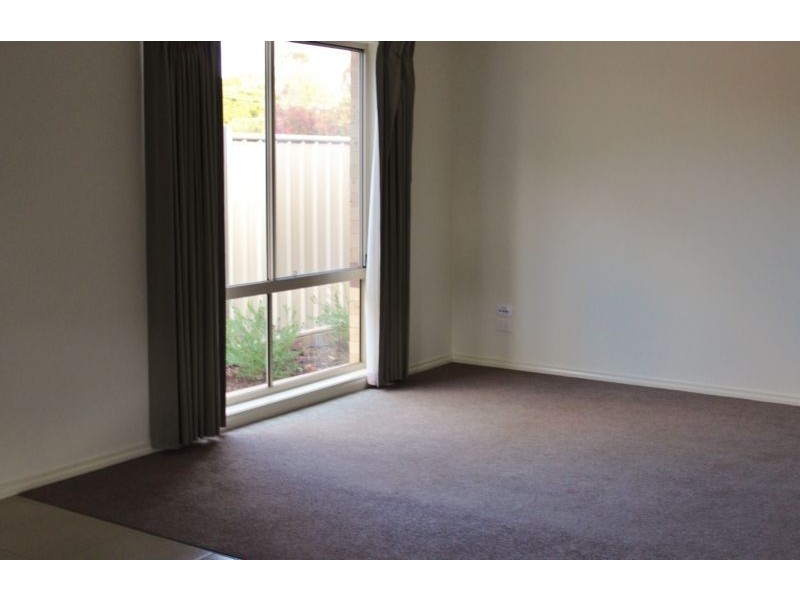 2 Renwick Street, Golden Square VIC 3555