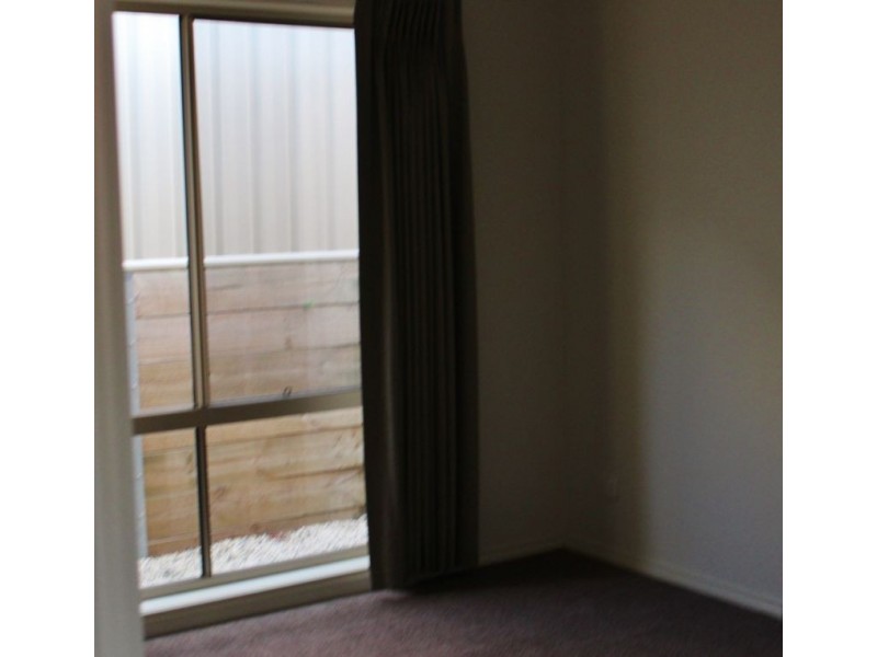 2 Renwick Street, Golden Square VIC 3555