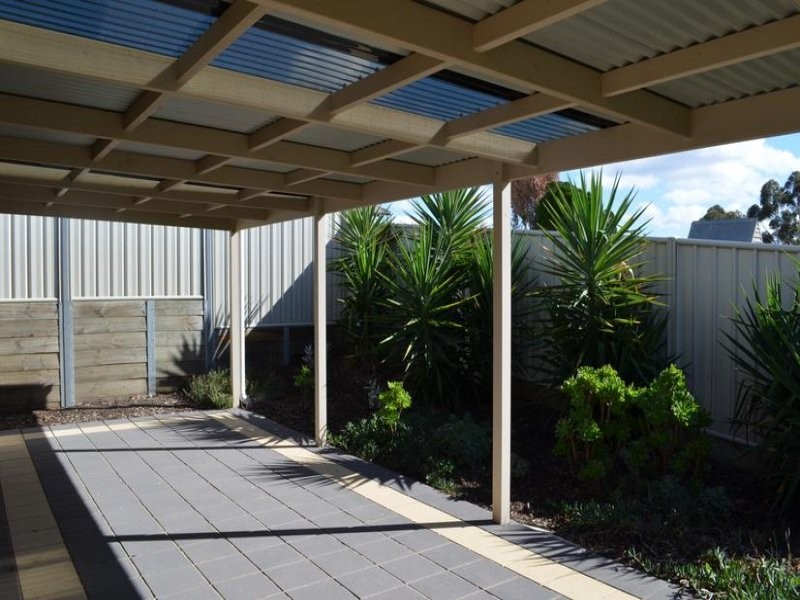 2 Renwick Street, Golden Square VIC 3555