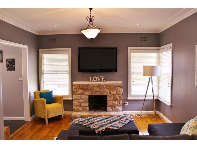141 Gladstone Street, Quarry Hill VIC 3550