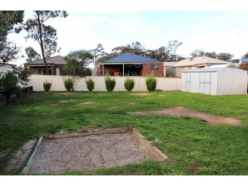 57 Daniel Drive, Golden Square VIC 3555