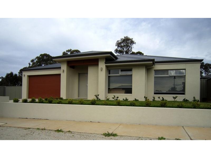 25 Futura Avenue, Golden Square VIC 3555