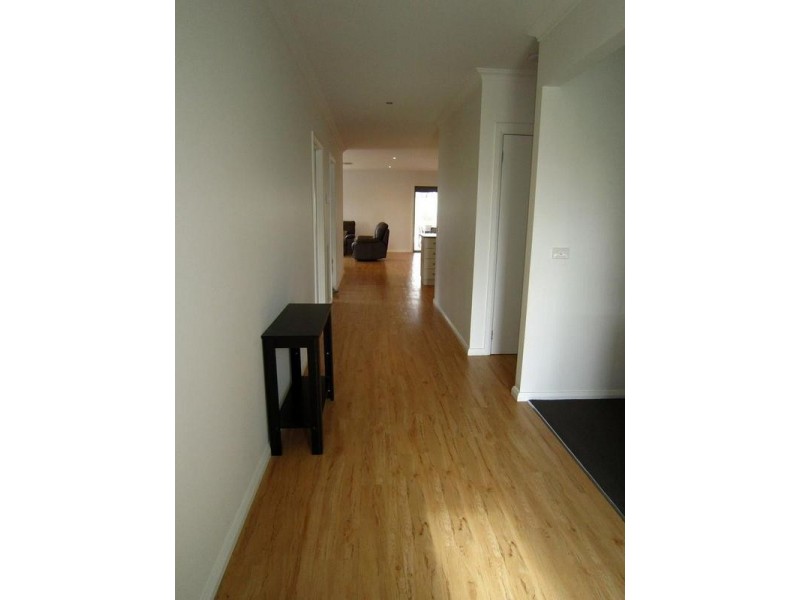 25 Futura Avenue, Golden Square VIC 3555