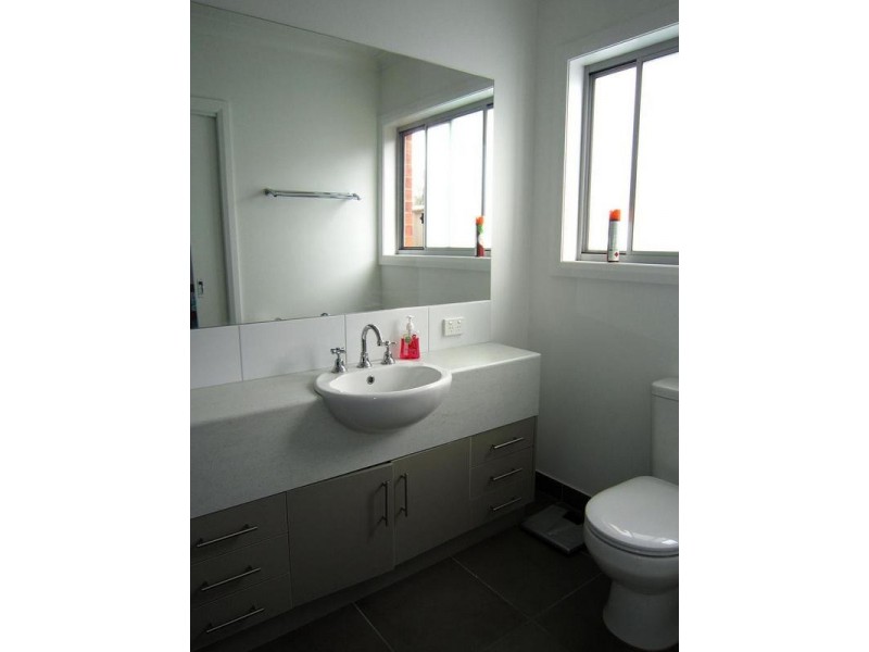 25 Futura Avenue, Golden Square VIC 3555