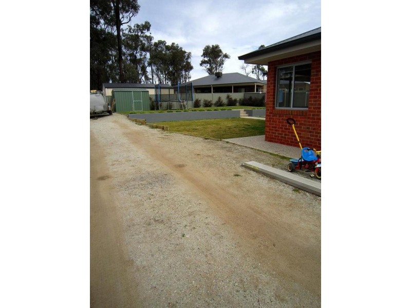 25 Futura Avenue, Golden Square VIC 3555