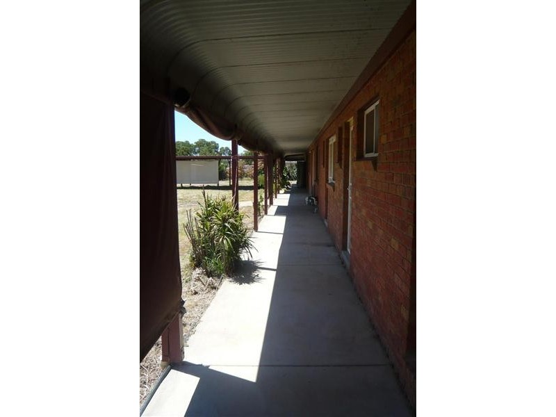 353 station, Epsom VIC 3551