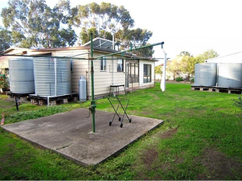 5a Calder Highway, Inglewood VIC 3517