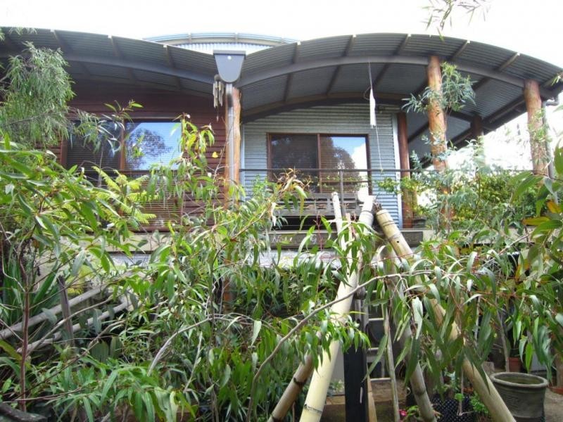 7 Lowe Street, Kangaroo Flat VIC 3555