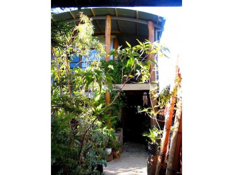 7 Lowe Street, Kangaroo Flat VIC 3555