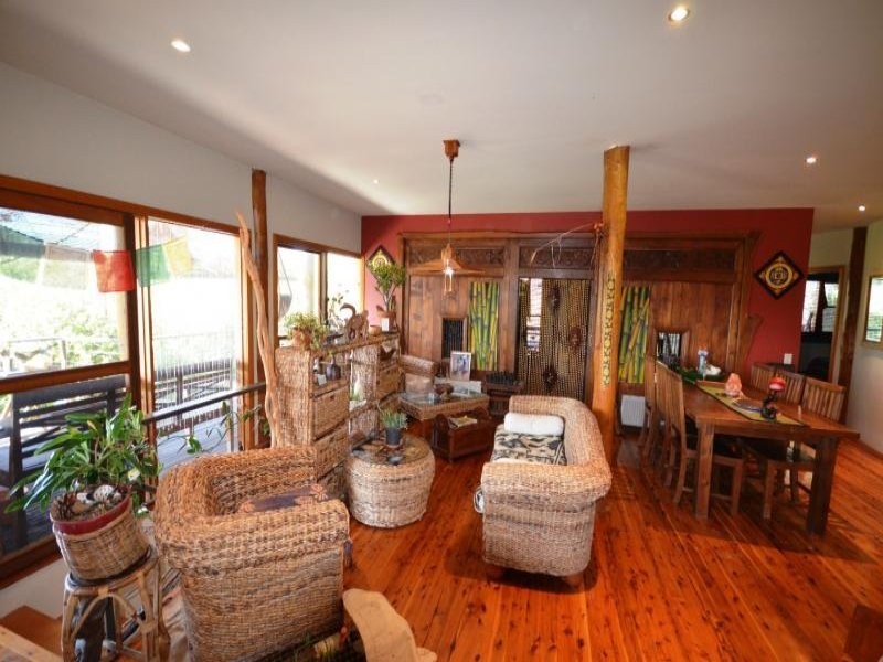 7 Lowe Street, Kangaroo Flat VIC 3555