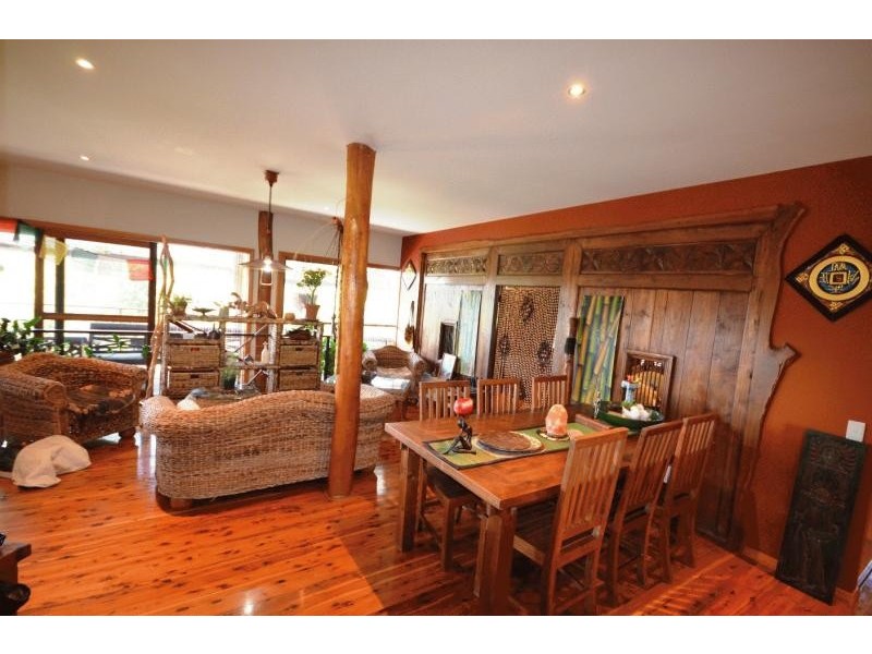 7 Lowe Street, Kangaroo Flat VIC 3555