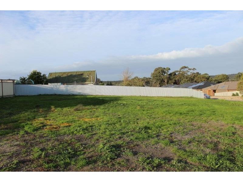 2 Belladonna Rise, Kangaroo Flat VIC 3555