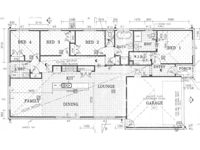 8 Crossley Avenue, Epsom VIC 3551 Floorplan