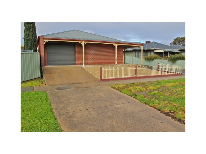 6 Retreat Road, Flora Hill VIC 3550