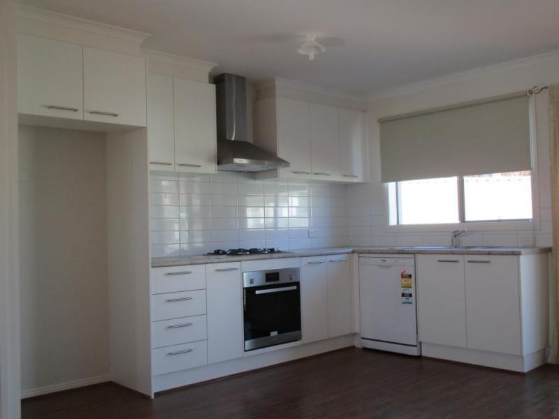 2/34A Etty Street, Castlemaine VIC 3450