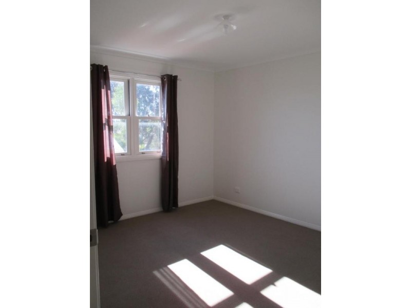 2/34A Etty Street, Castlemaine VIC 3450