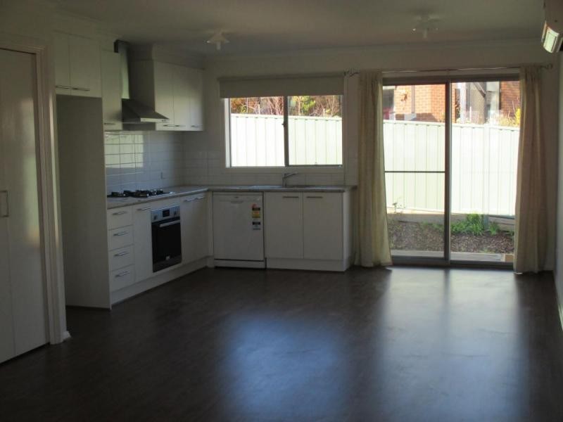 2/34A Etty Street, Castlemaine VIC 3450