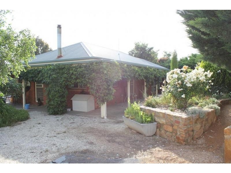 38 Blackjack Road, Harcourt VIC 3453